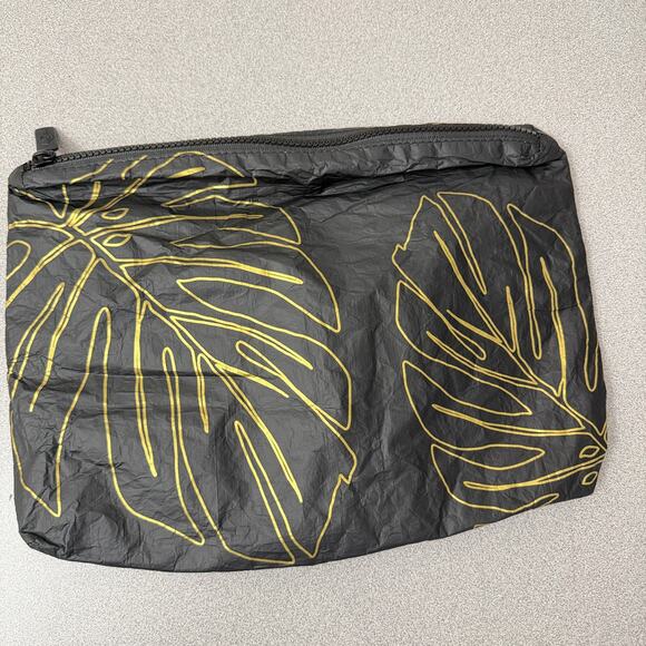 Aloha Collection Lanai Zip Pouch Black Gold Tyvek Bag Travel Packable - Picture 6 of 9